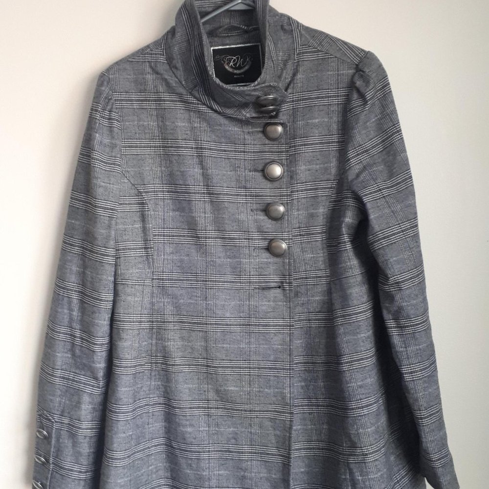 RW & Co. Checkered double-breasted dressy blazer